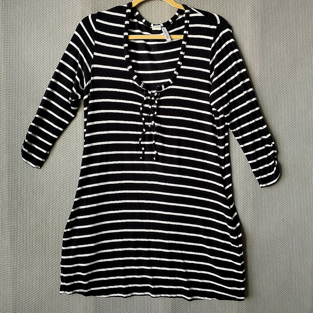Kenneth Cole Reaction Women's Stripe Cover Up